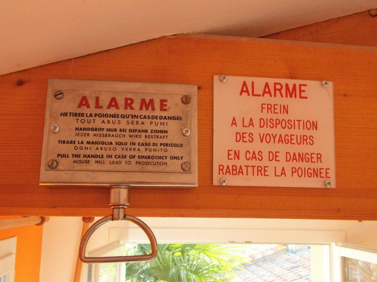 Camping Insolite Le Haut Village Saint-Michel-Chef-Chef Exterior photo